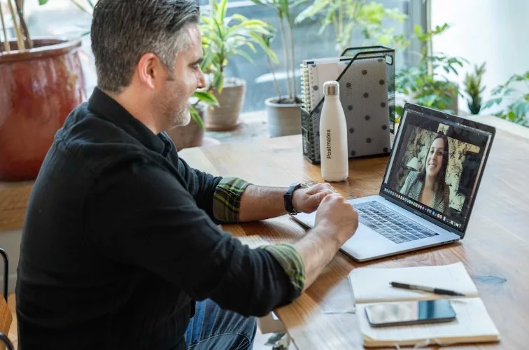 Implementing Sales Acceleration Tools